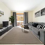 Apartament T1 V Do Ac&piscina&garagem Quarteira