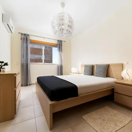 T1 V Do Ac&piscina&garagem Apartamento *